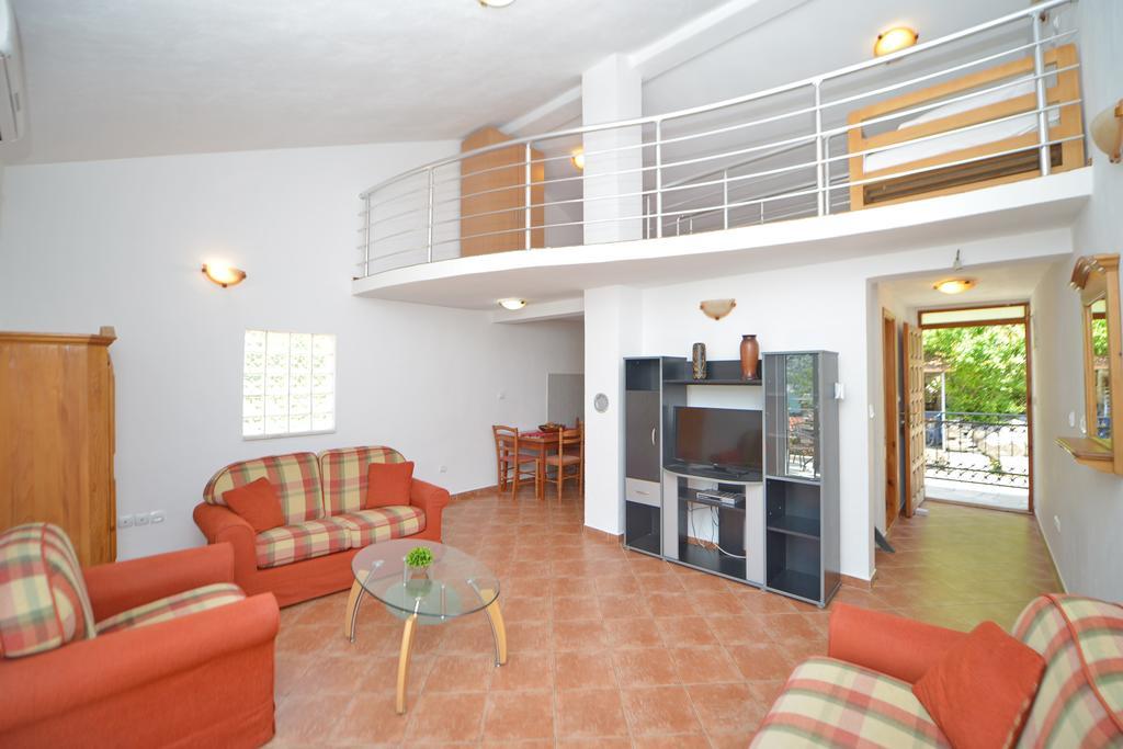 Apartments Risan Esterno foto